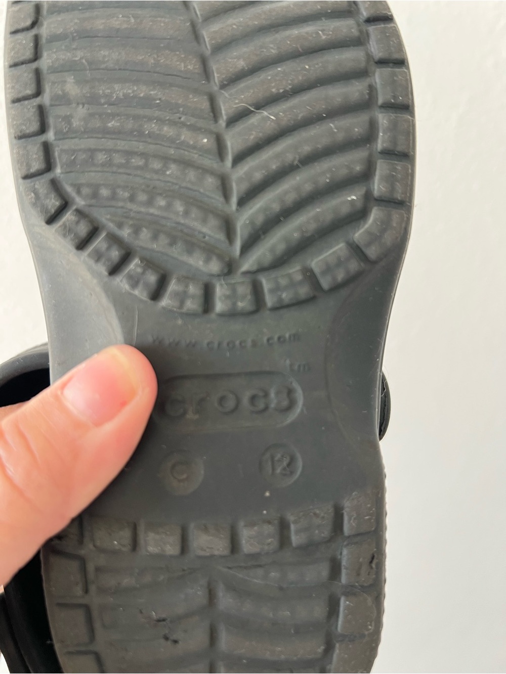 CROCS | Classic Slip On Clogs in Black | 12c - Picture 8 of 8
